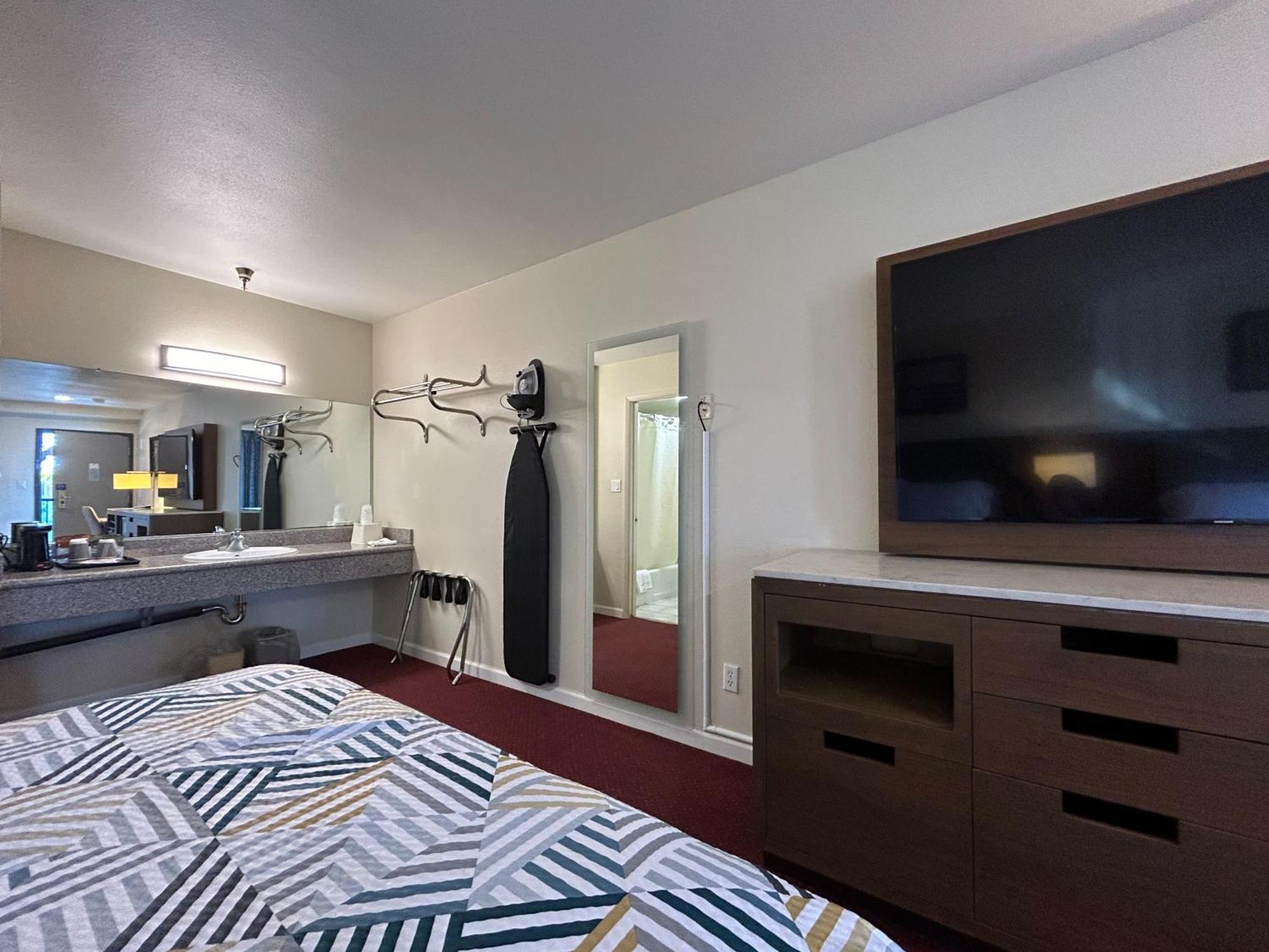 Studio 6 Suites Santa Ana, Ca Экстерьер фото